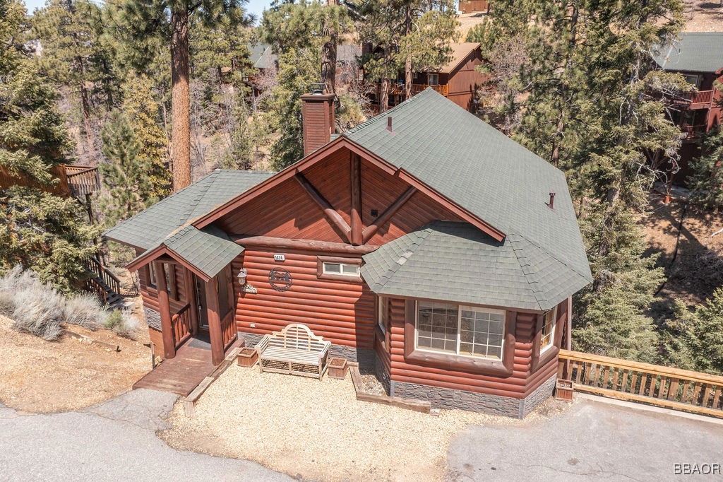 1474 Klamath Road Property Photo 3