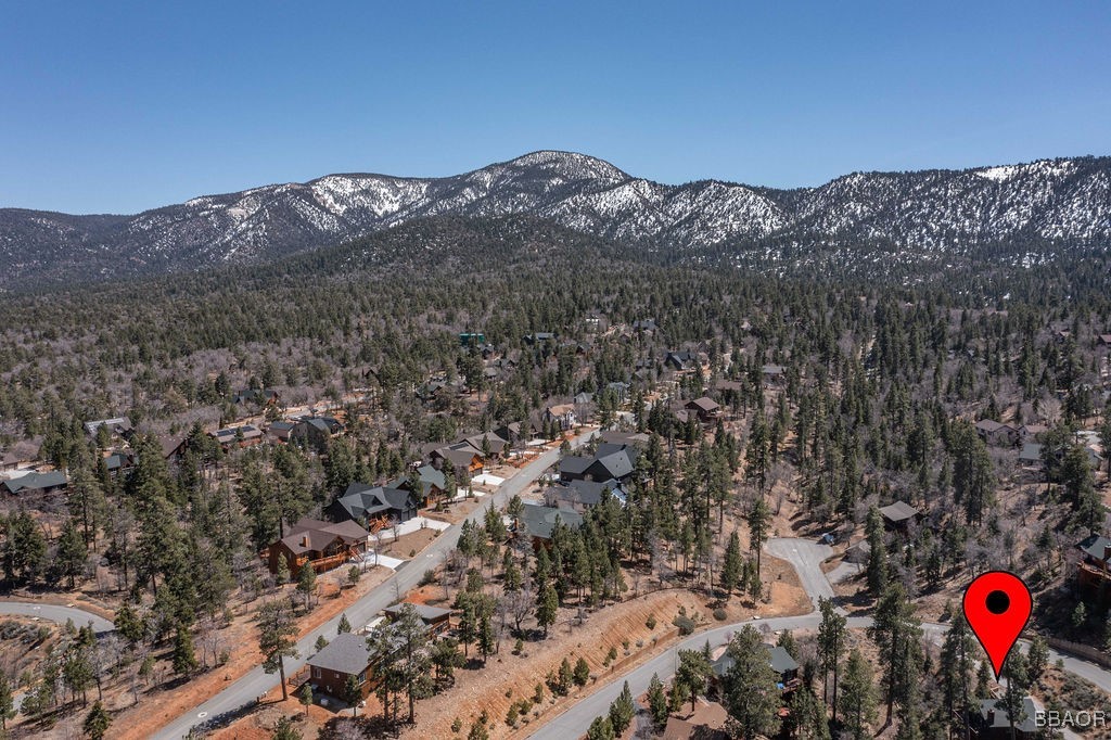 1474 Klamath Road Property Photo 11
