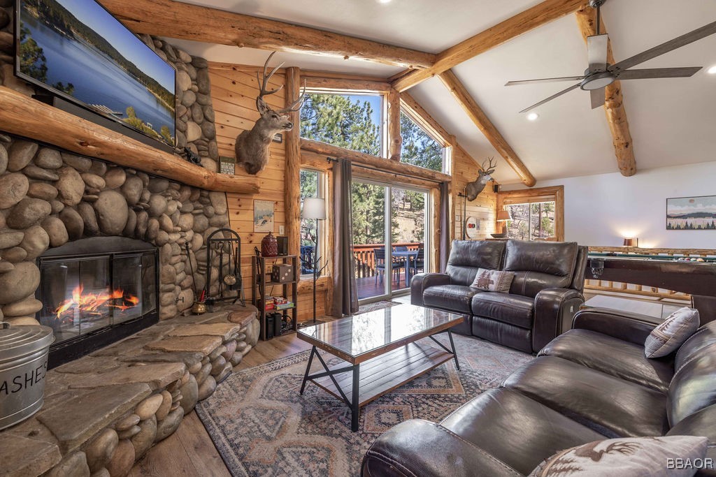 1474 Klamath Road Property Photo 17