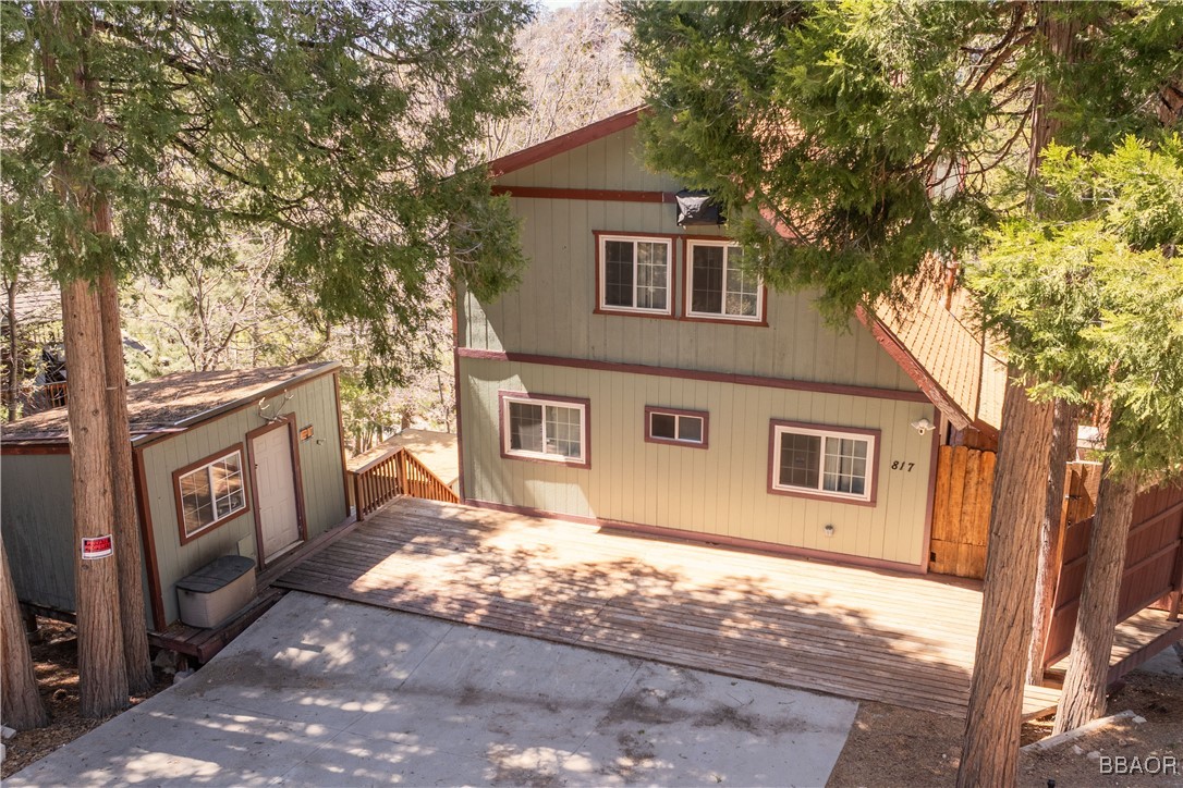 817 Grass Valley Road Property Photo 4