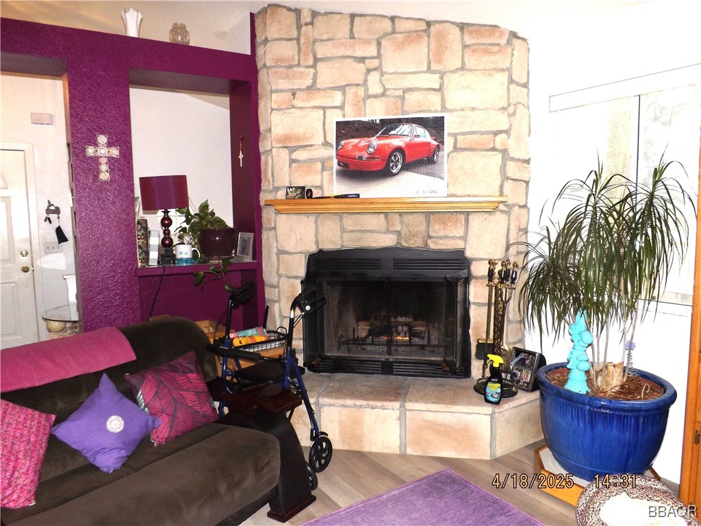 848 Oakmont Lane Property Photo 3