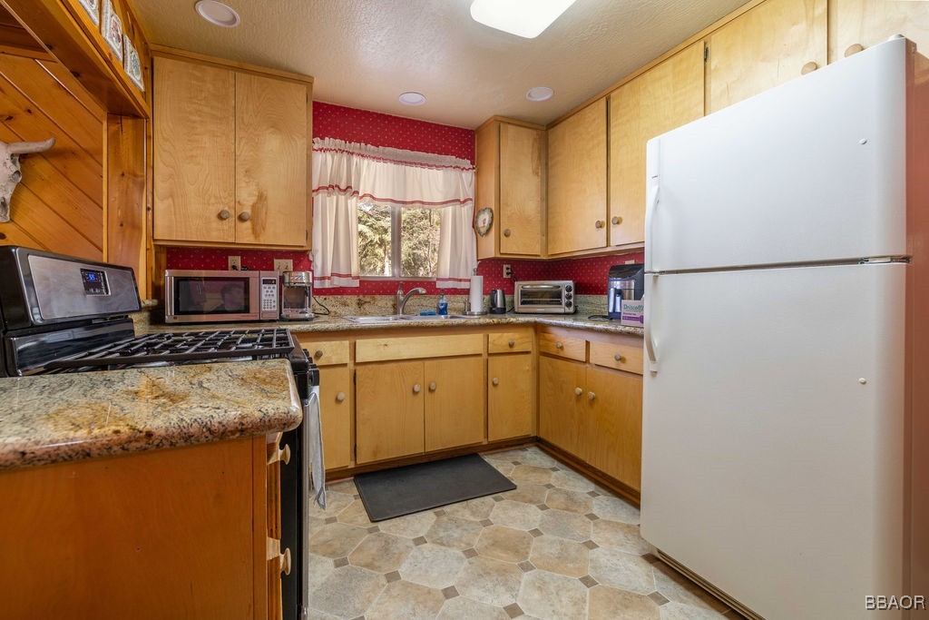 33794 Meadow Lane Property Photo 8
