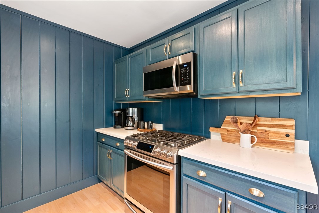27979 North Bay Road Property Photo 17
