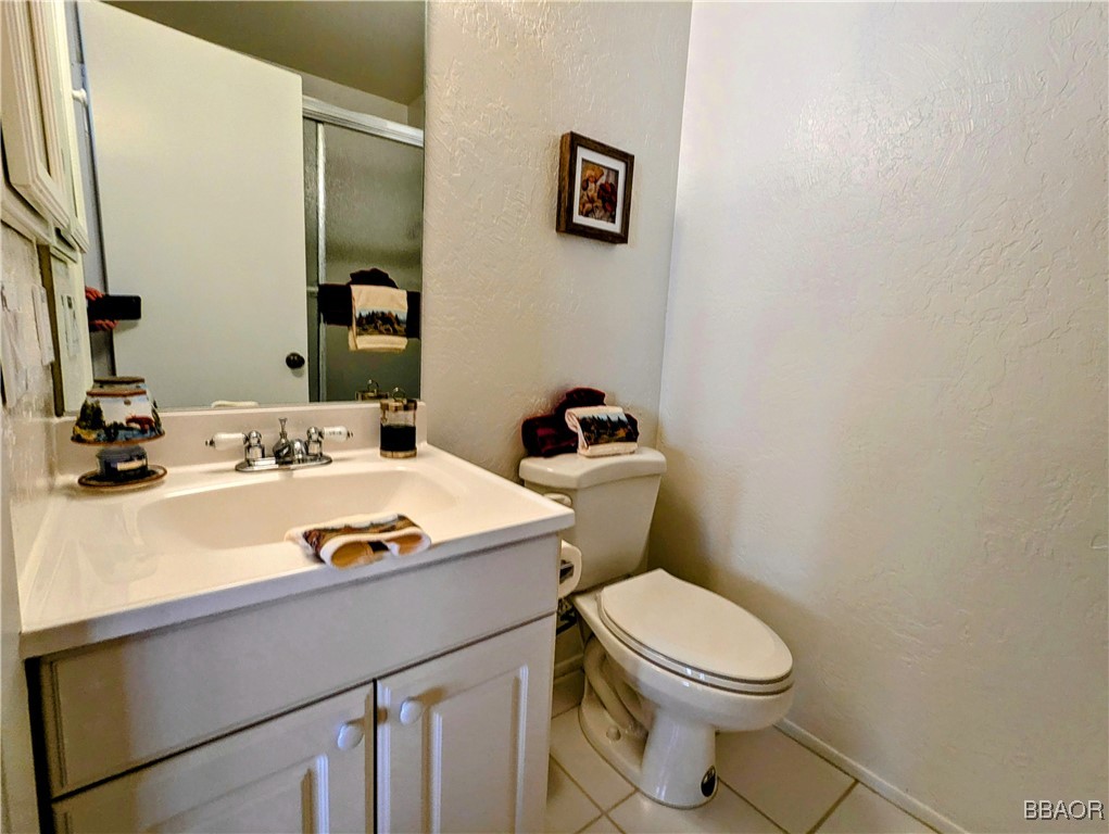 41935 Switzerland Drive 118 Property Photo 14