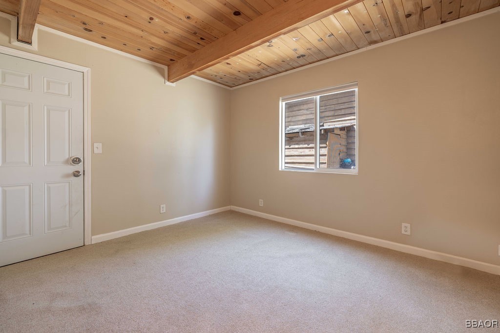 550 Pine Lane Property Photo 9