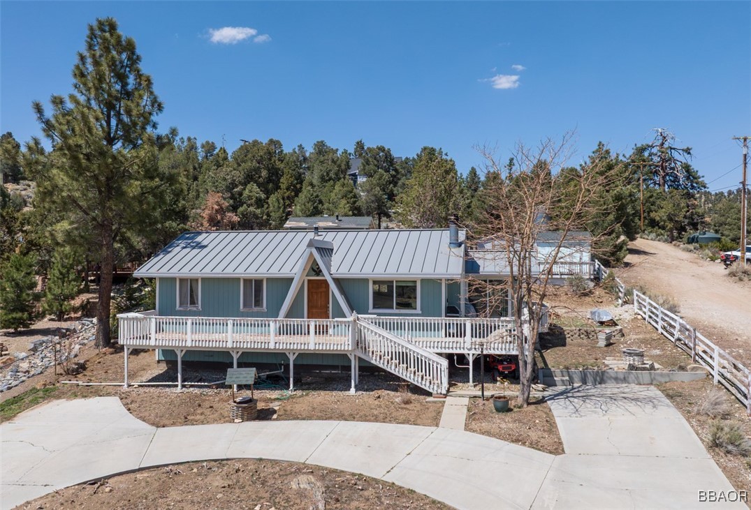 46436 Pioneertown Road Property Photo 1