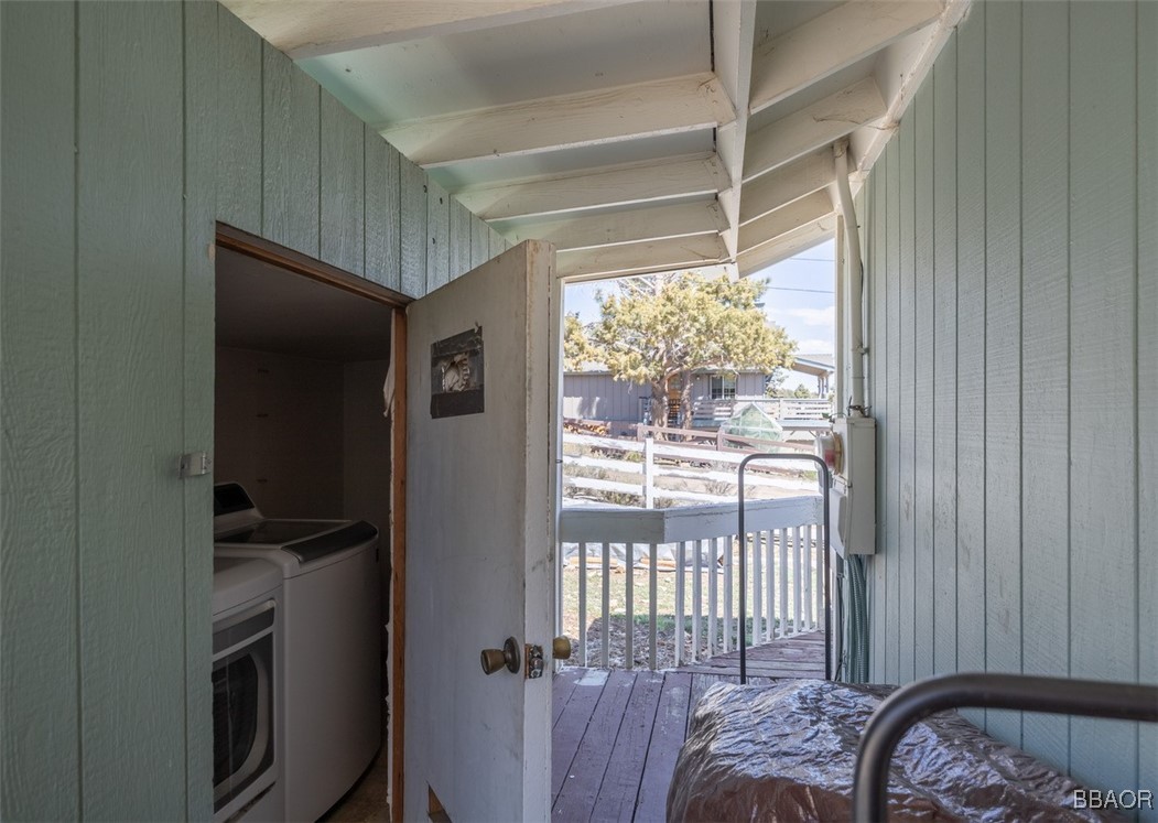 46436 Pioneertown Road Property Photo 31