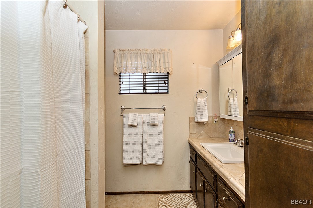 304 East Mojave Boulevard Property Photo 14