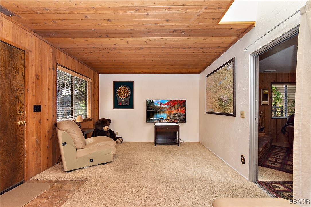 304 East Mojave Boulevard Property Photo 22