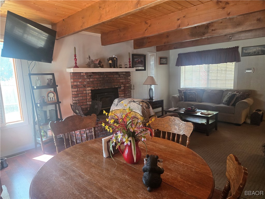 301 Downey Drive Property Photo 10