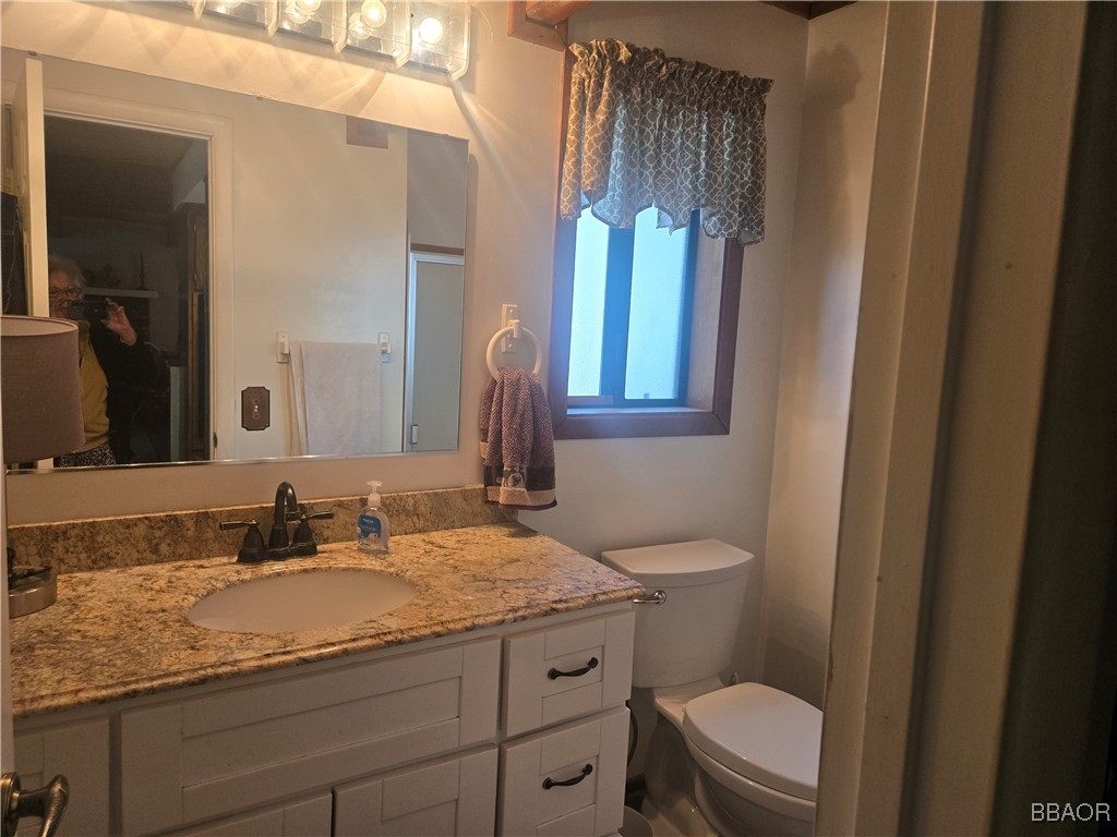 301 Downey Drive Property Photo 17