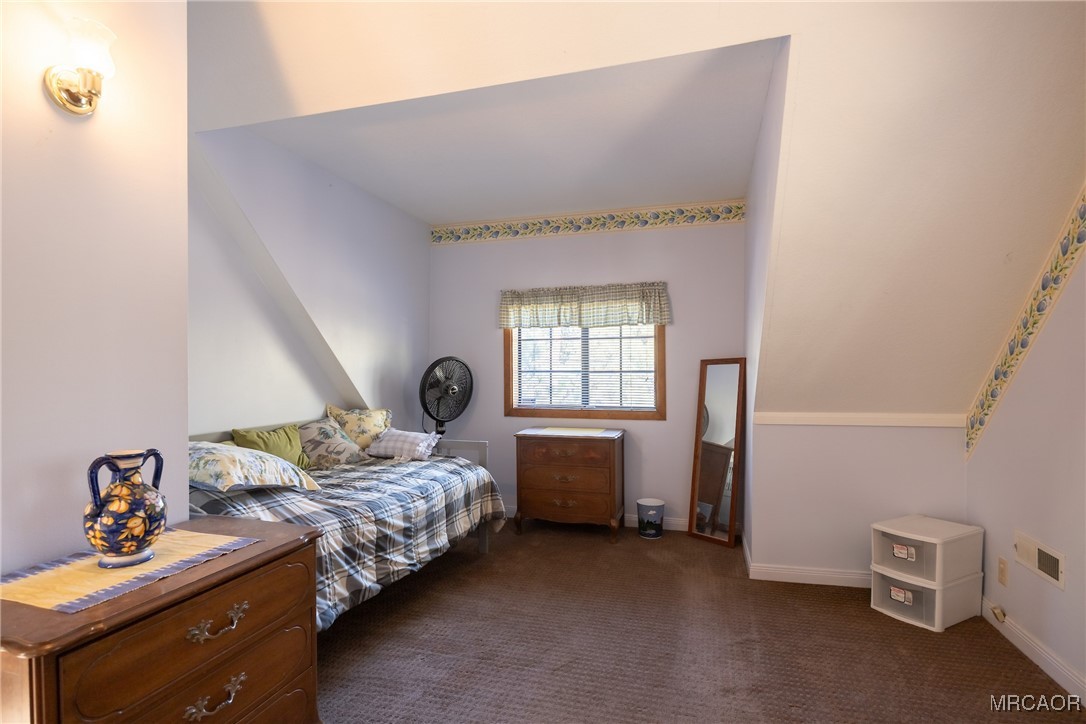 301 Downey Drive Property Photo 25