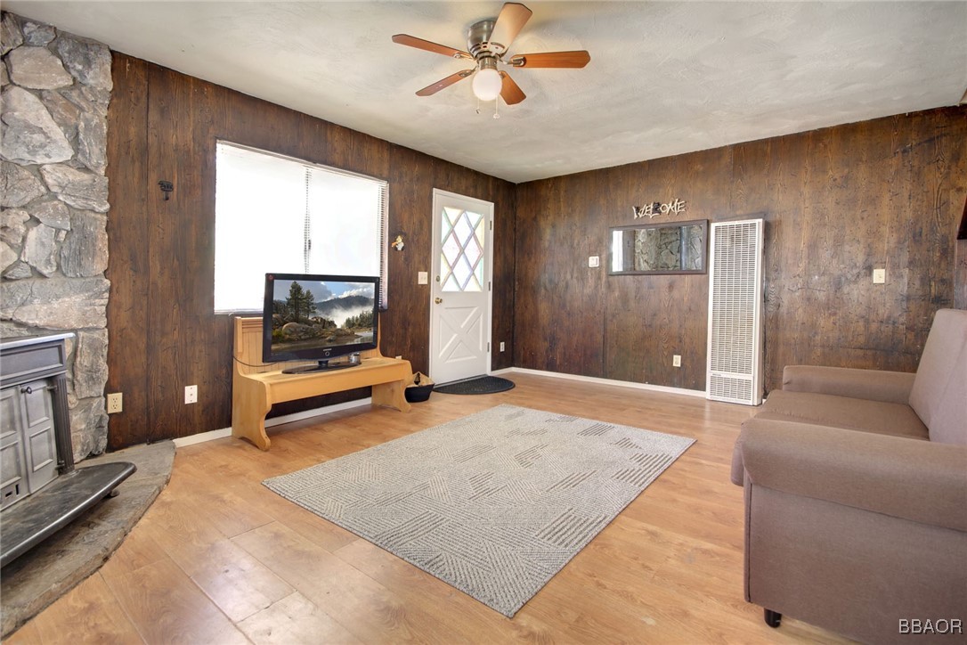 133 Holmes Lane Property Photo 8