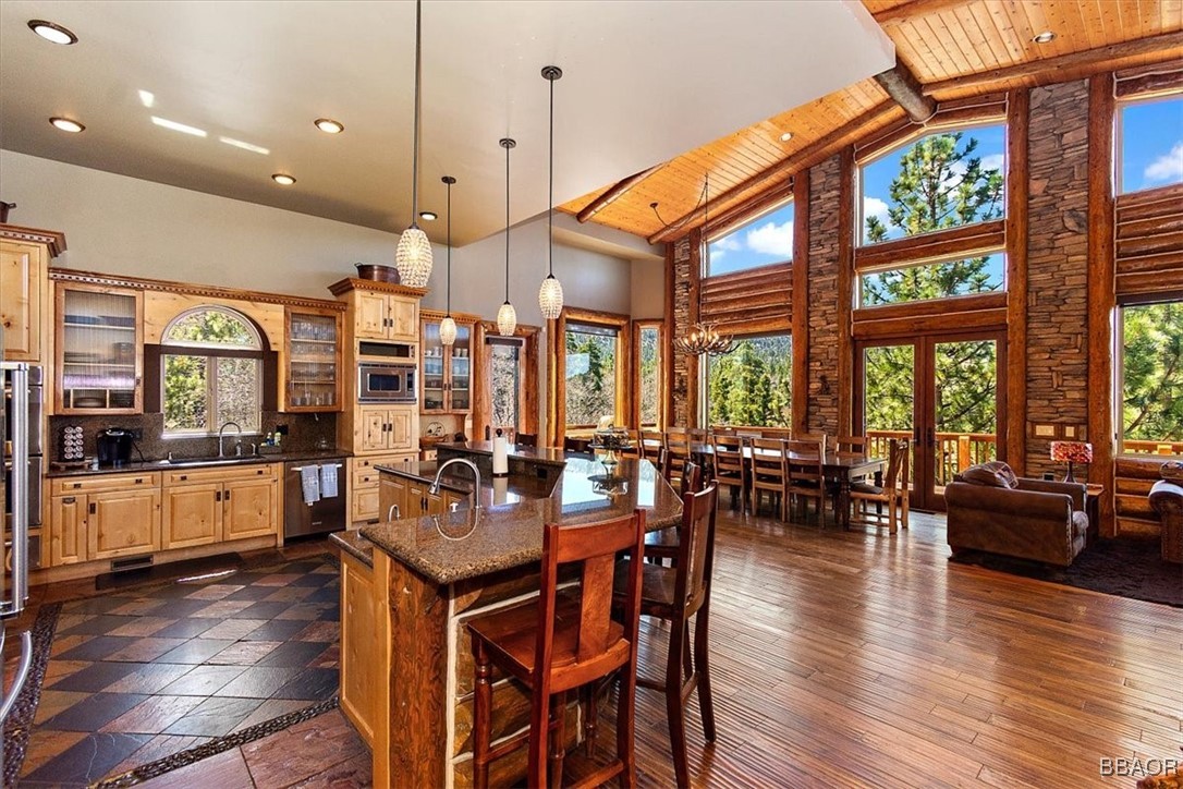 43653 Colusa Drive Property Photo 8