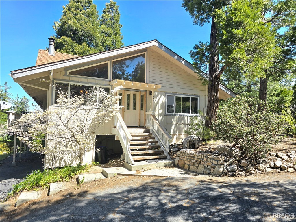 943 Grass Valley Road Property Photo 1