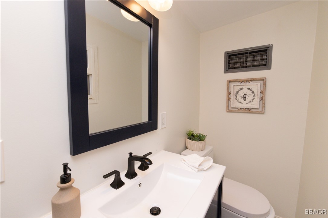 758 Elm Street Property Photo 41