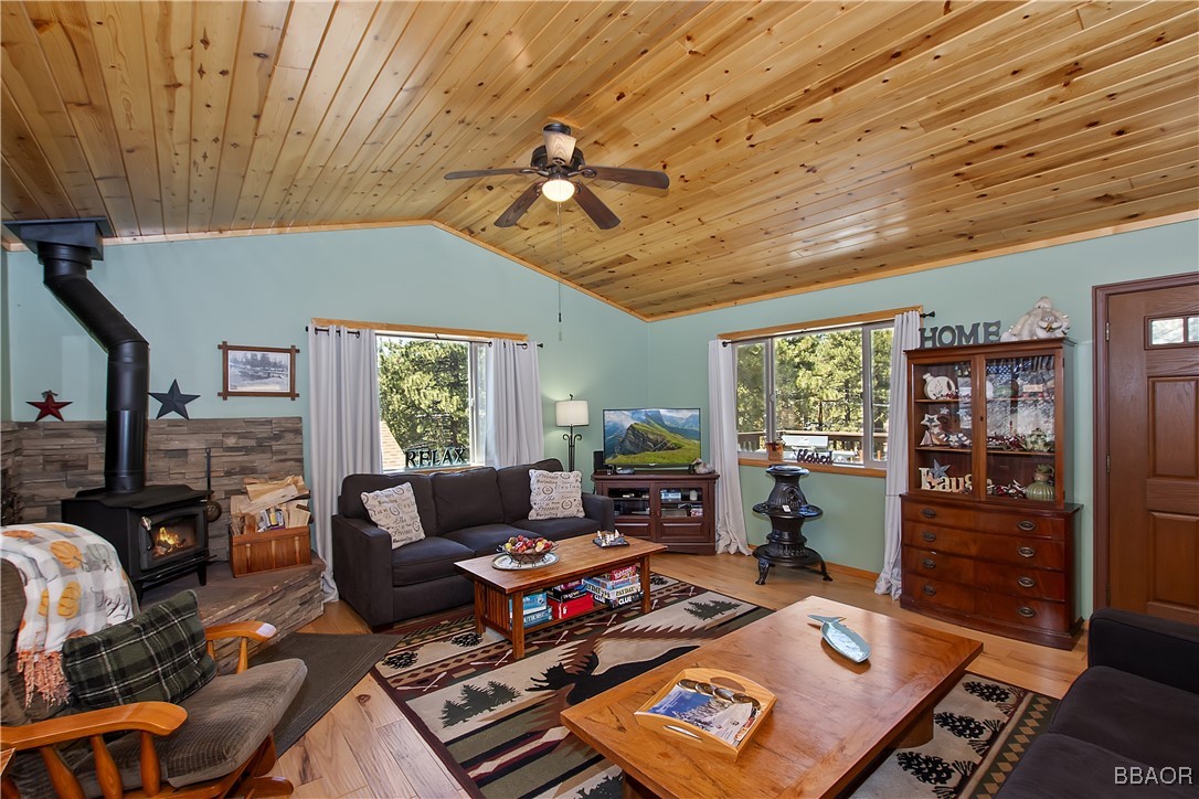 33653 Green Valley Lane Property Photo 1