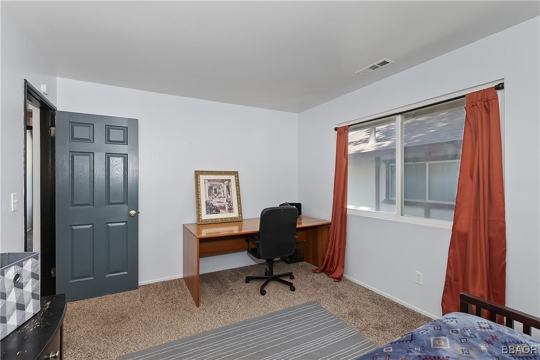 488 Division Drive Property Photo 25