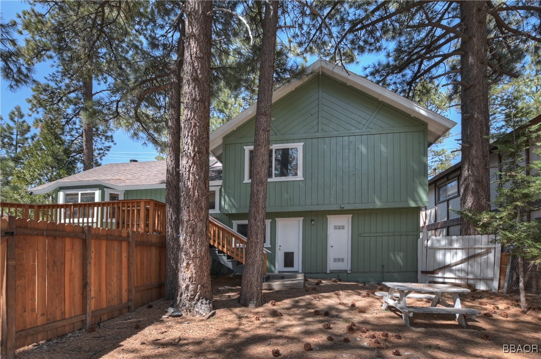 488 Division Drive Property Photo 33
