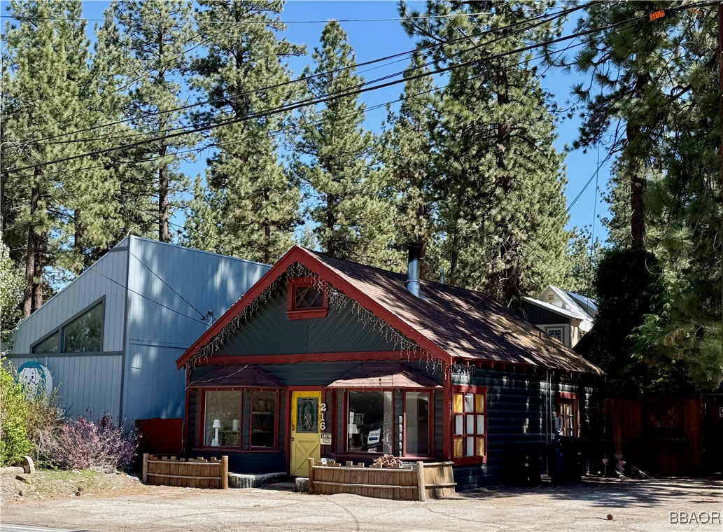 218 West Big Bear Boulevard Property Photo 1