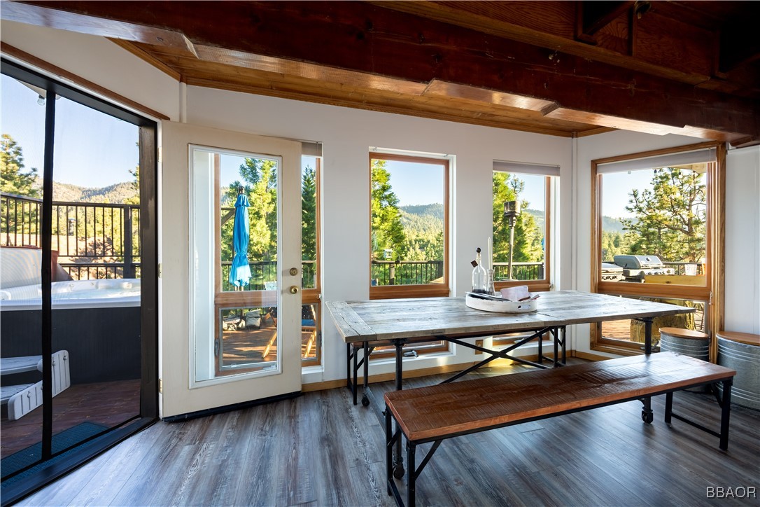 43811 Canyon Crest Drive Property Photo 5