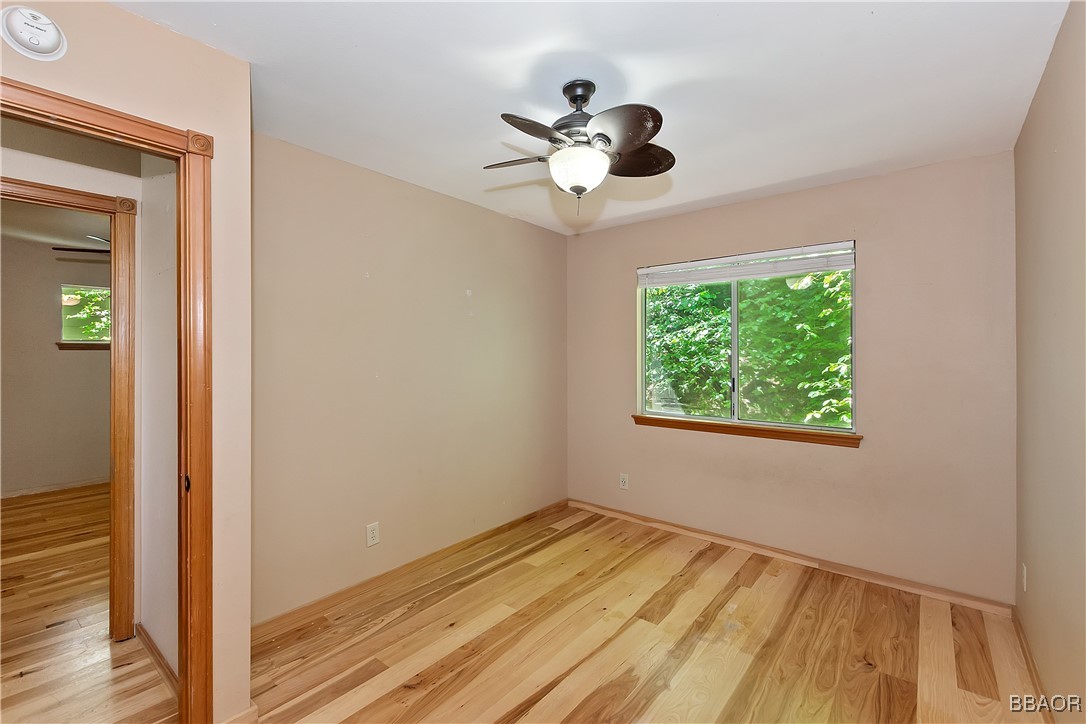 23819 Scenic Drive Property Photo 5