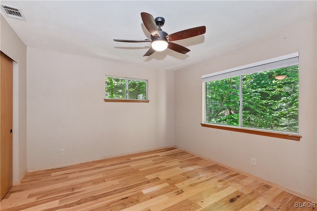 23819 Scenic Drive Property Photo 7