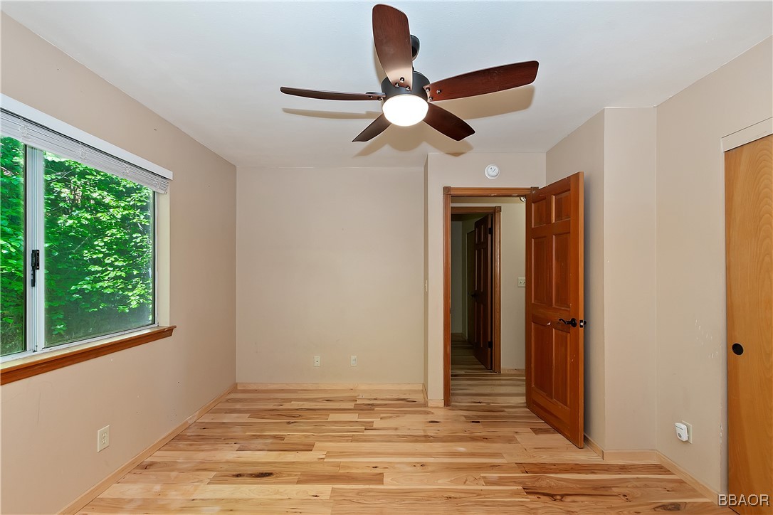23819 Scenic Drive Property Photo 8