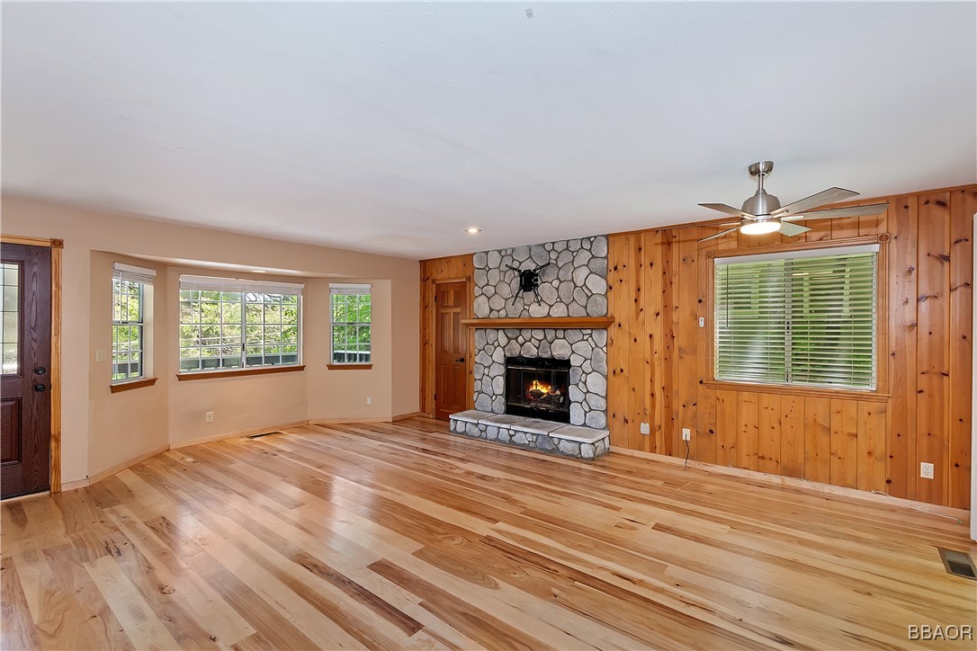 23819 Scenic Drive Property Photo 16