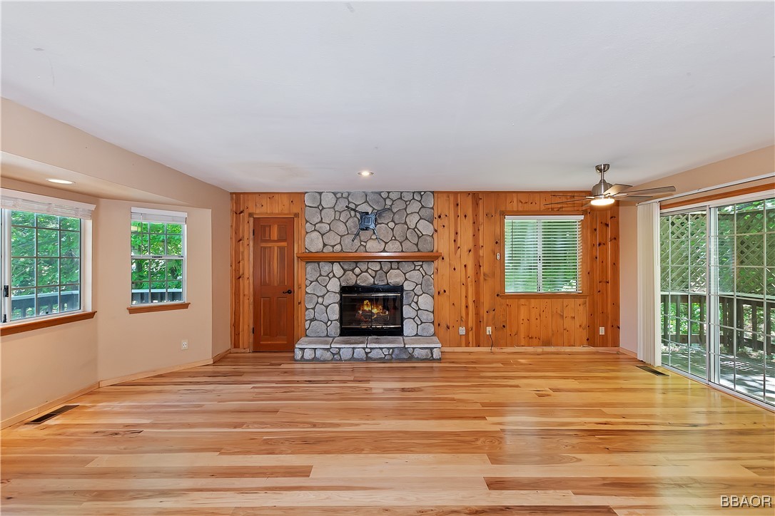 23819 Scenic Drive Property Photo 17
