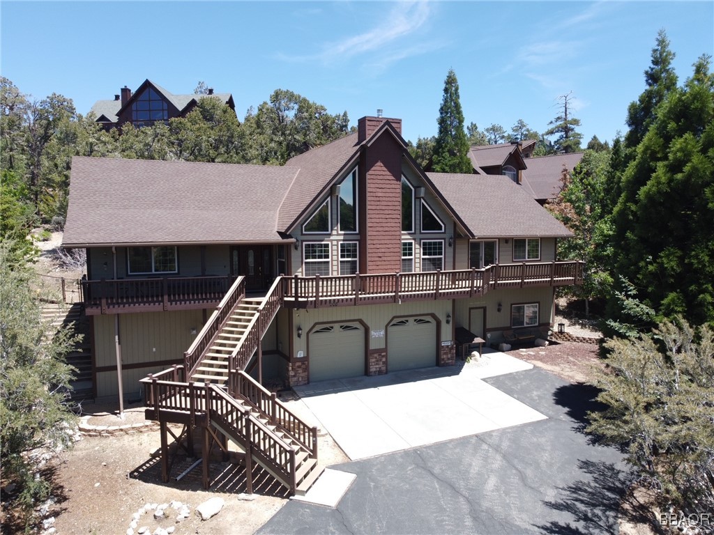 305 Starlight Circle Property Photo 1