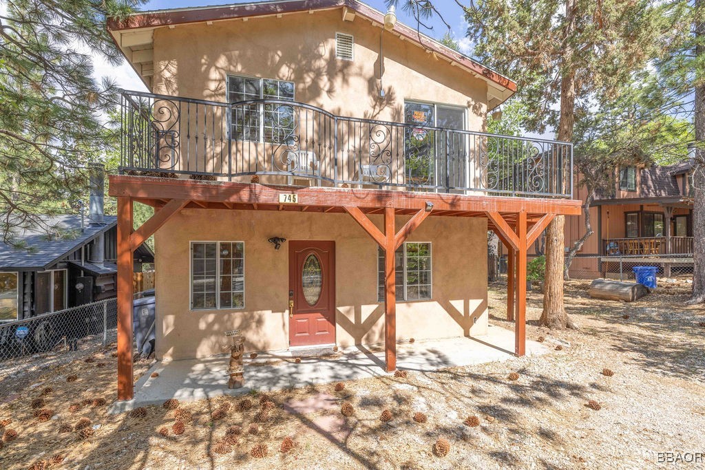 745 Sunset Lane Property Photo