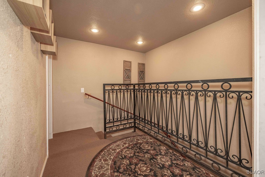 745 Sunset Lane Property Photo 9