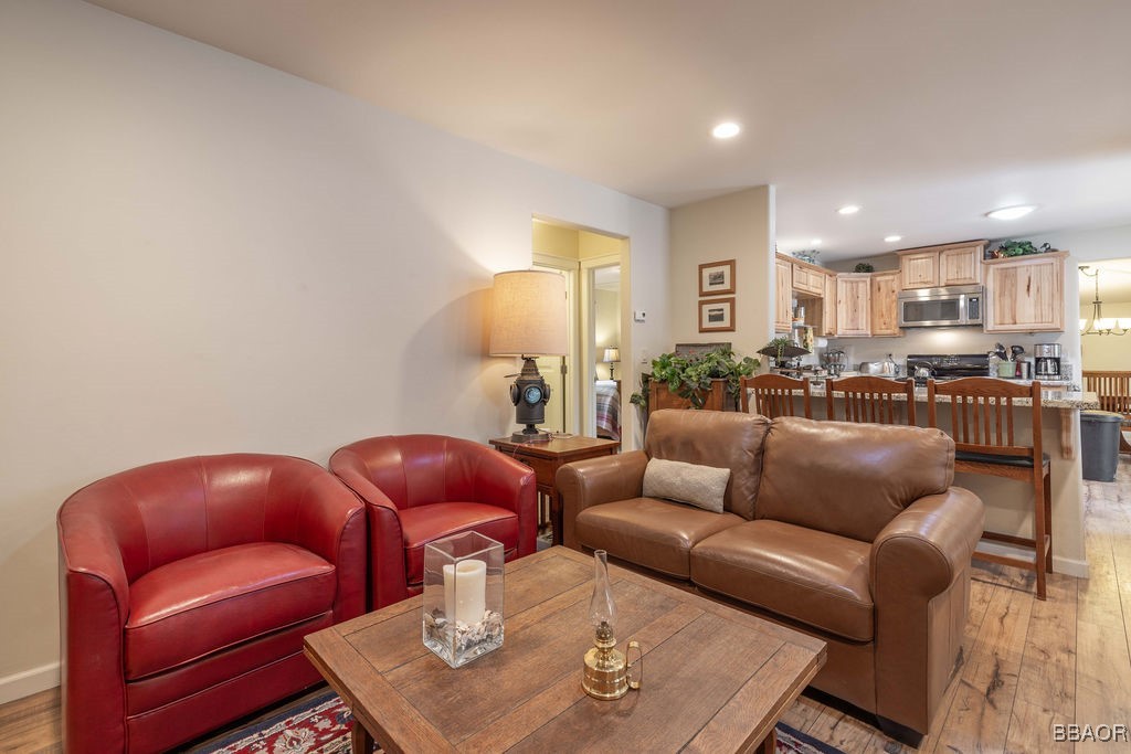 908 Myrtle Avenue Property Photo 11