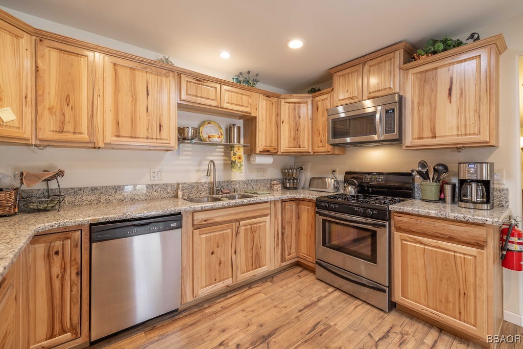 908 Myrtle Avenue Property Photo 13