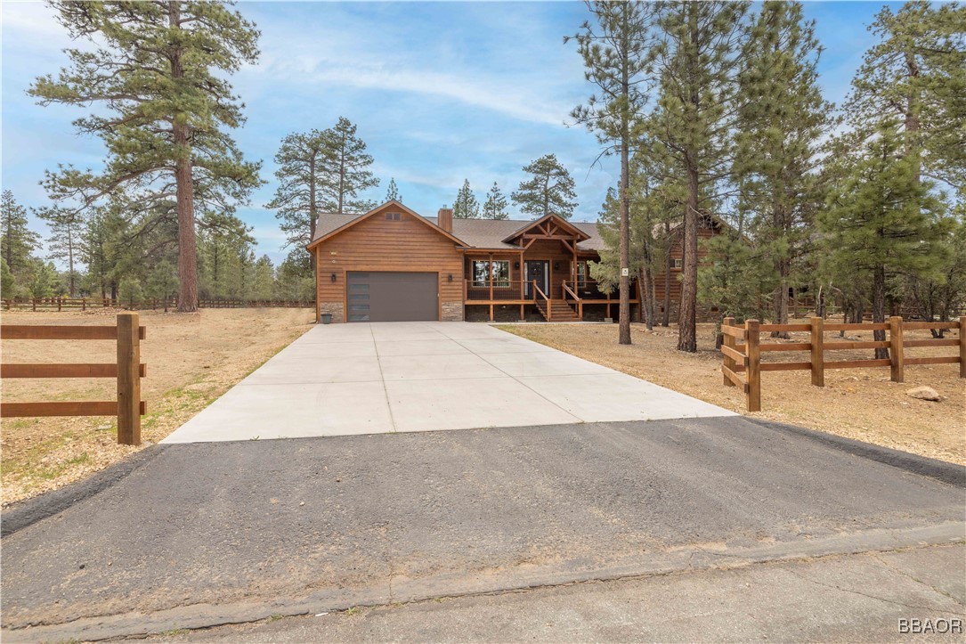 1635 Shenandoah Way Property Photo 1