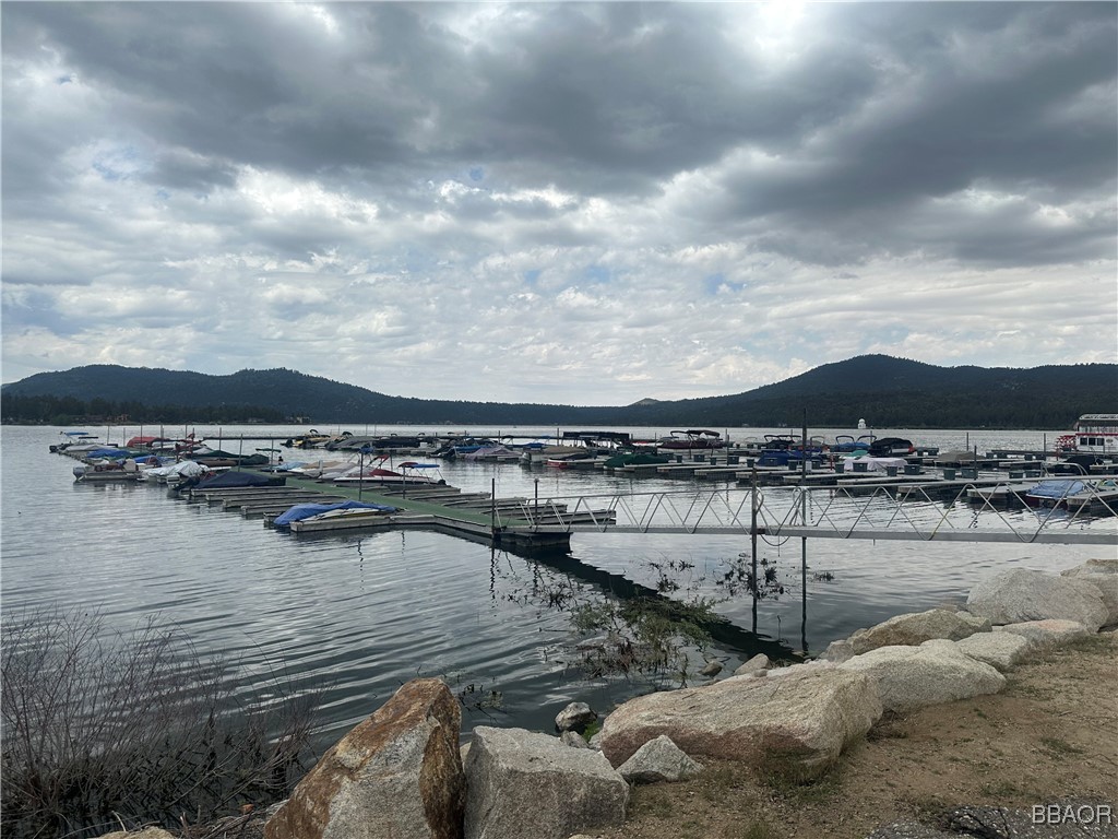 400 Pine Knot Boulevard K3 Property Photo 1