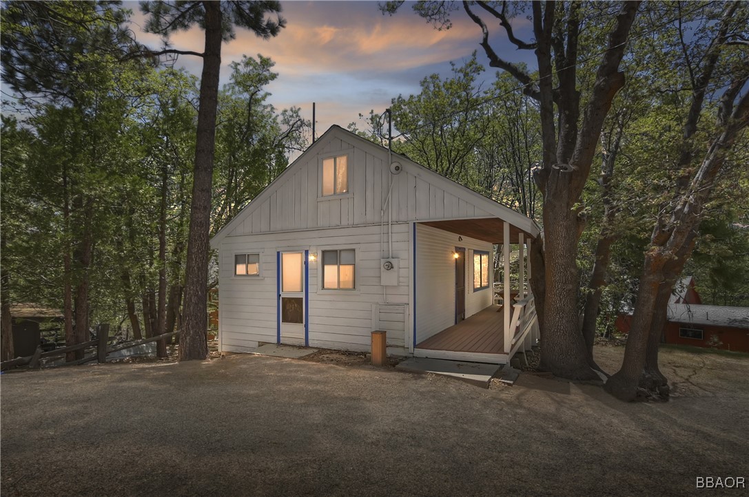 33521 Holcomb Creek Drive Property Photo 2