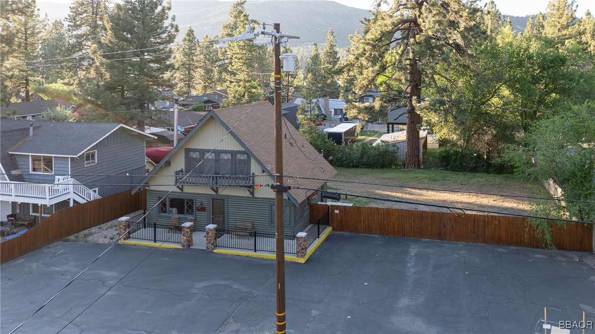 1025 West Big Bear Boulevard Property Photo 2