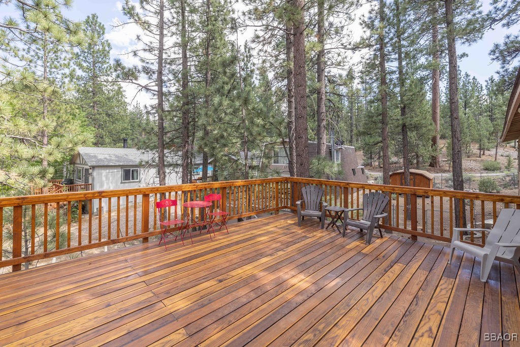 618 Sugarloaf Boulevard Property Photo 4