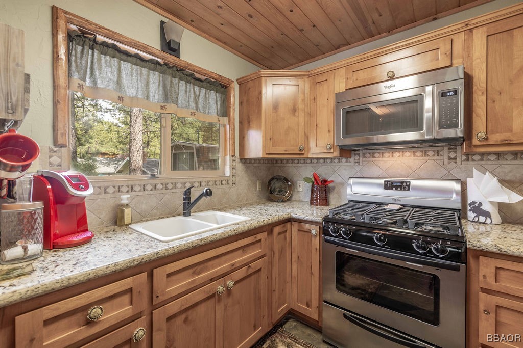 618 Sugarloaf Boulevard Property Photo 7