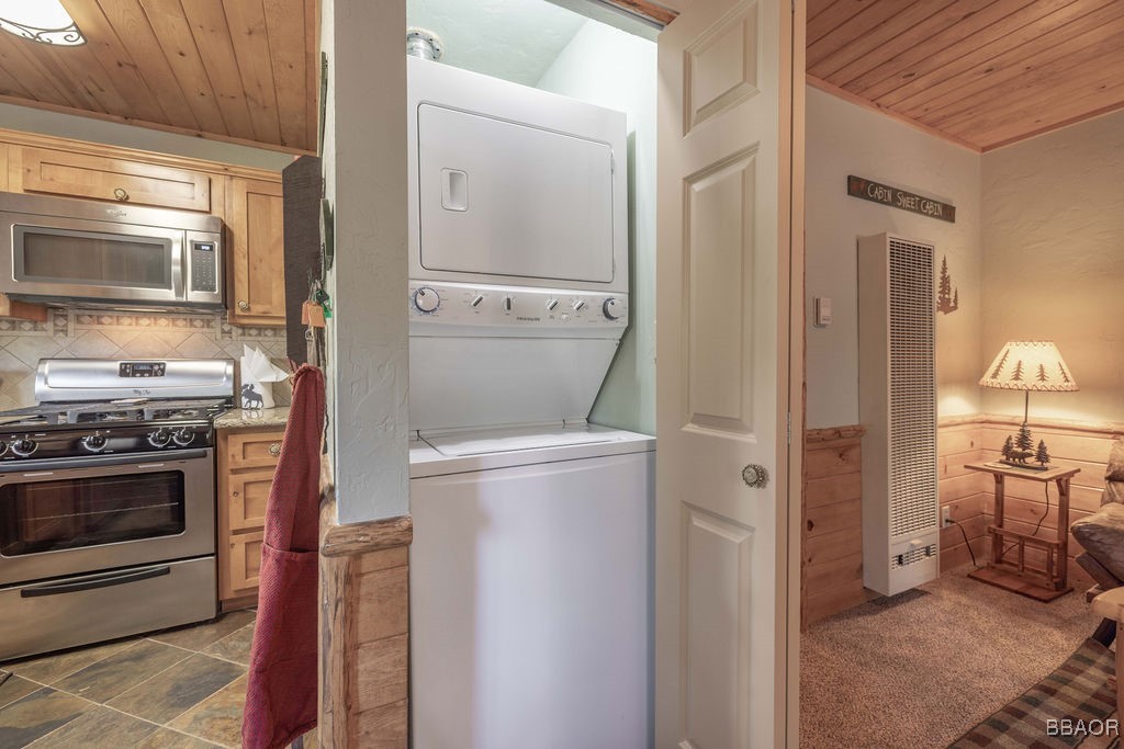 618 Sugarloaf Boulevard Property Photo 12