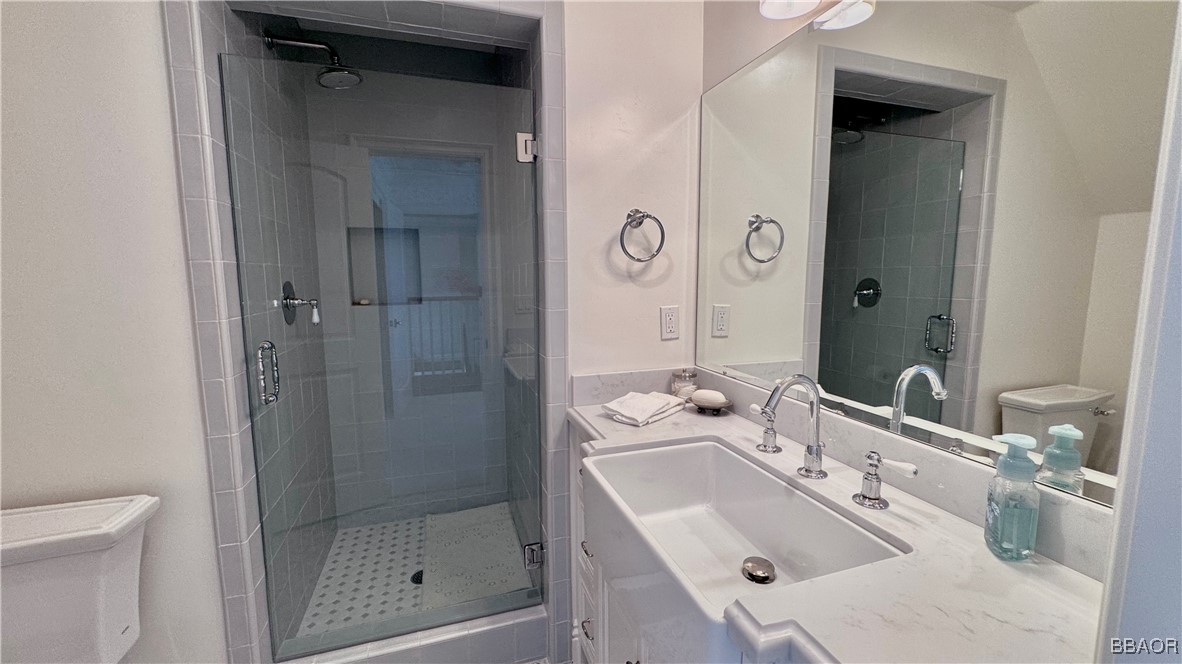 28001 Hamiltair Dr. Property Photo 24