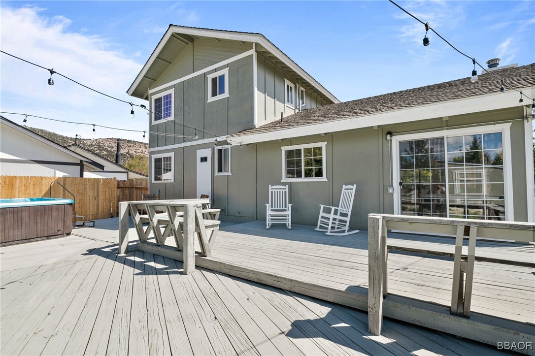 913 Mount Doble Drive Property Photo 34