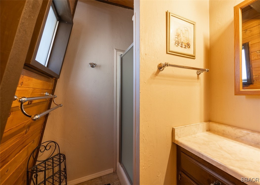 738 East Meadow Lane Property Photo 15