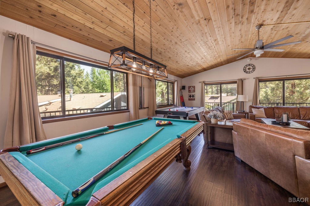 41692 Park Avenue Property Photo 14