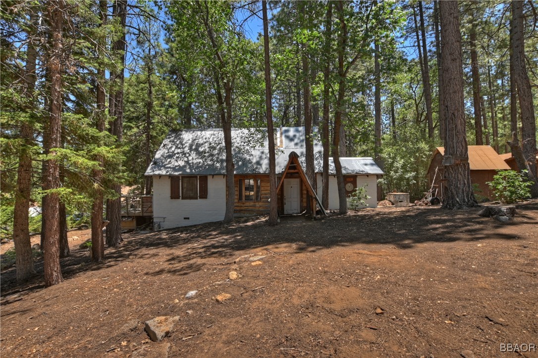 813 Eureka Drive Property Photo 1