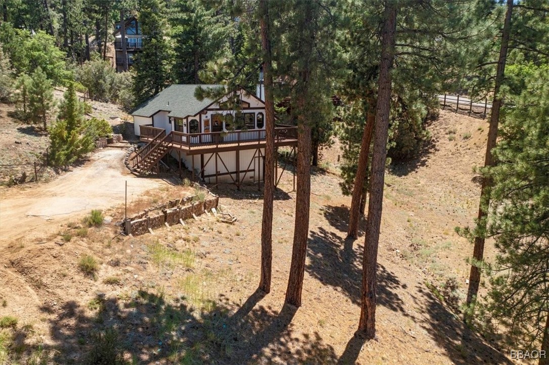 819 Cameron Drive Property Photo 4