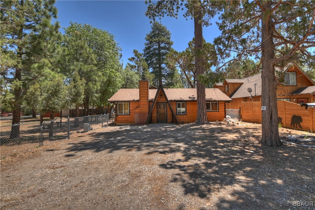 721 Riverside Avenue Property Photo 40