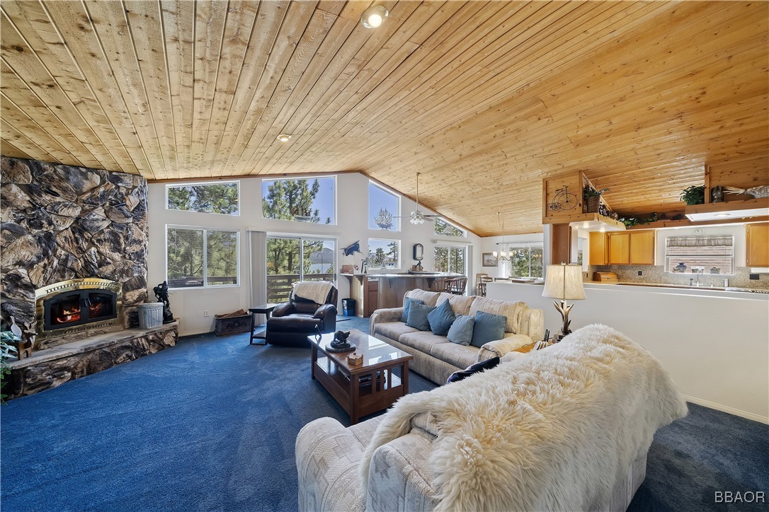 40258 Narrow Lane Property Photo 11